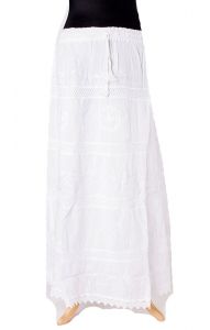 Dlouhá letní bavlněná sukně bílá suk5133
