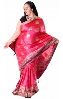 Růžové luxusní sárí se zvířátky v8580