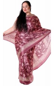 Saténové sárí z Indie v8630